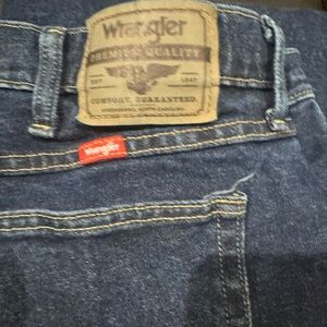 Wrangler Blue Relaxed Fit Jeans Classic Denim